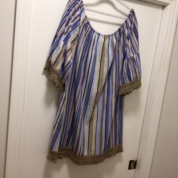 Womens Velzera Off the Shoulder Striped Top - Picture 3 of 7